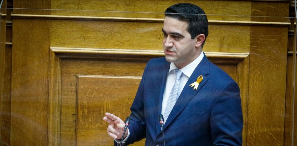 Κατρίνης στη Βουλή για εξοπλισμούς – “Ψηφίζουμε τις συμβάσεις”