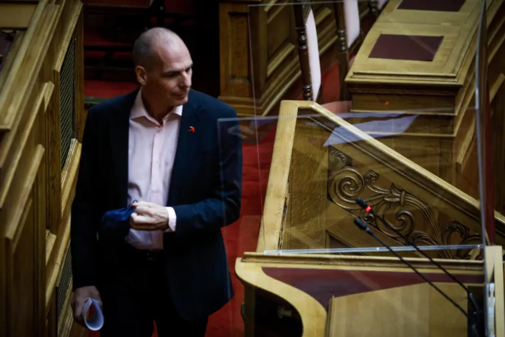 Ζοφερές εκτιμήσεις Βαρουφάκη – “Όταν φύγει η ακρίβεια, θα έρθει η λιτότητα”