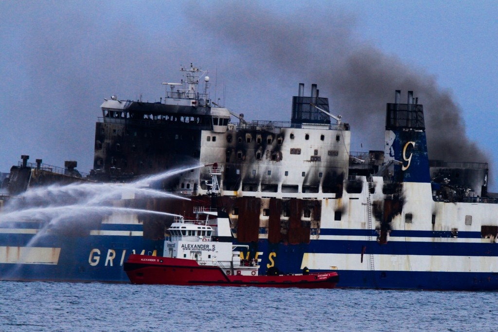 Ακόμη δυο νεκροί στο Euroferry Olympia – Τα πτώματα βρέθηκαν απανθρακωμένα