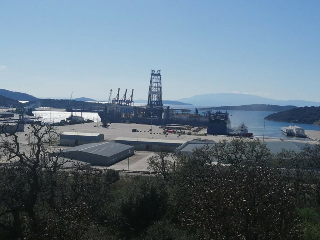 Τέσσερις νεκροί βρέθηκαν μέσα στο πλοίο Euroferry Olympia – Σε εξέλιξη η επιχείρηση ανάσυρσης