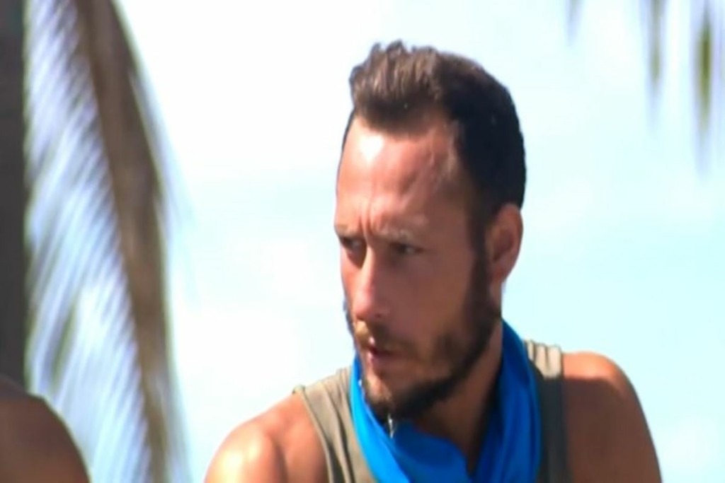 O Τσακατσούκας κάνει comeback και τα “χώνει” στη Μυριέλλα Κουρεντή – “Μας κοροϊδεύεις κορίτσι μου” (vid)