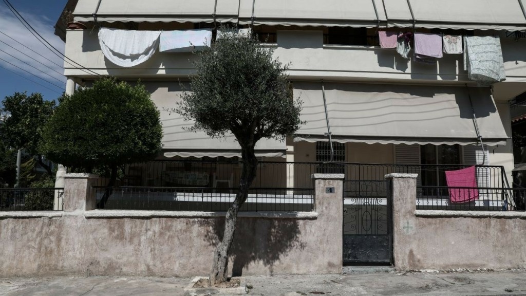 Η κόρη της 50χρονης που δολοφονήθηκε στην Αγία Βαρβάρα “διέκοψε” τη δίκη – Τι συνέβη