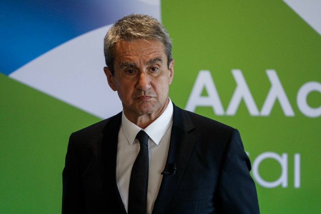 Η απορία του Ανδρέα Λοβέρδου στον αέρα του ΣΚΑΪ για τον Ελαμπντελαουί (vid)