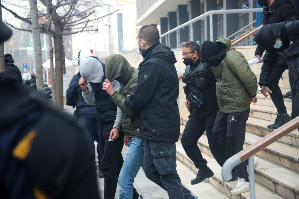 Πώς οργάνωσε τη δολοφονική επίθεση στον Άλκη το “τάγμα” θανάτου των χούλιγκανς – Ξεκινούν οι απολογίες των κατηγορουμένων