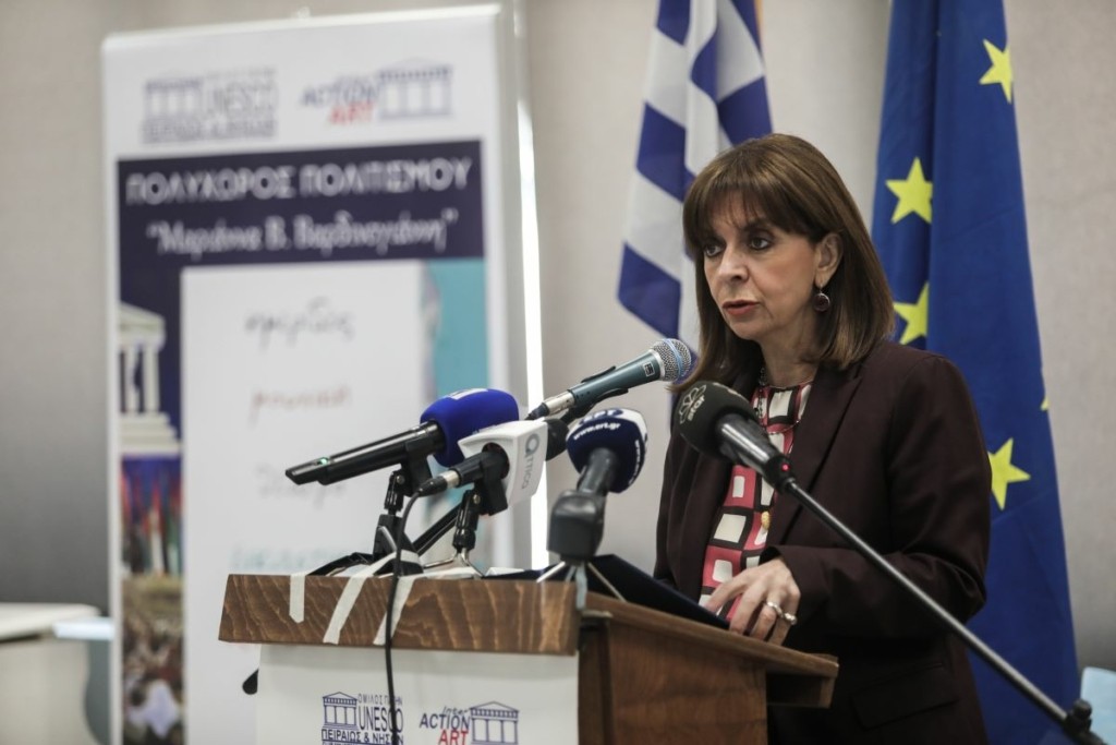 Το “αντίο” της Κατερίνας Σακελλαροπούλου στον Χρήστο Σαρτζετάκη – “Αποχαιρετάμε έναν ακέραιο λειτουργό της Δικαιοσύνης”