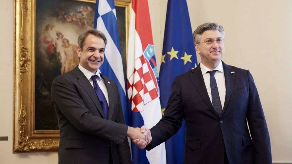 Ξεκάθαρο μήνυμα Μητσοτάκη από το Ζάγκρεμπ για το προσφυγικό – “Ανθρωπισμός και ασφάλεια το πρόταγμα της Ελλάδας” (vid)