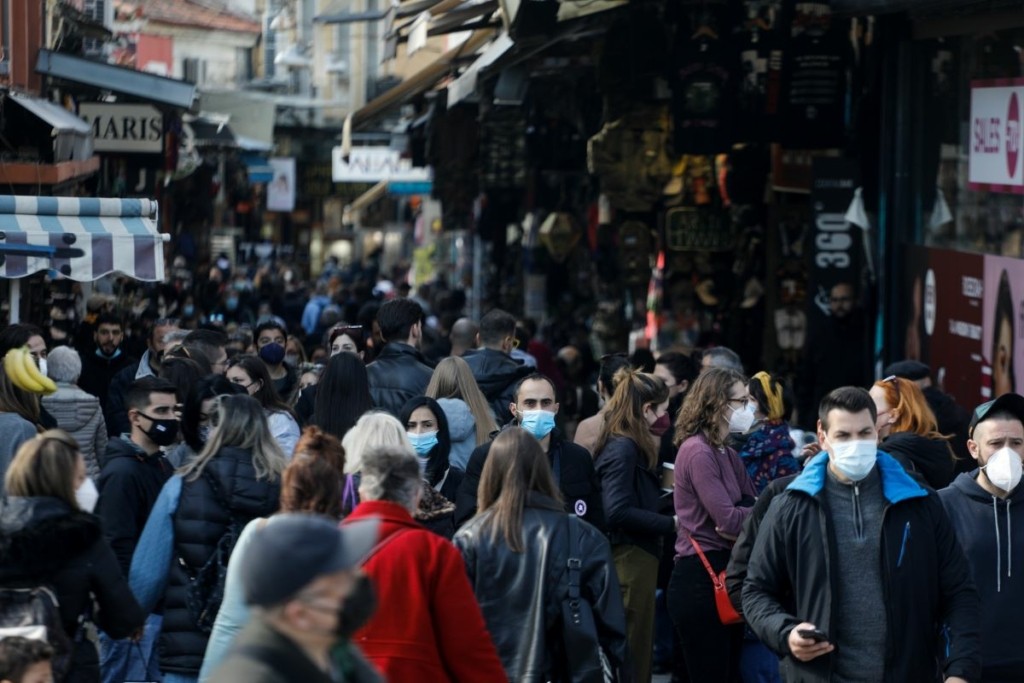 Απίστευτες ατάκες Παυλάκη για τον κορονοϊό – “Χάσαμε τον πόλεμο, παράδοση άνευ όρων η χαλάρωση των μέτρων” (vid)