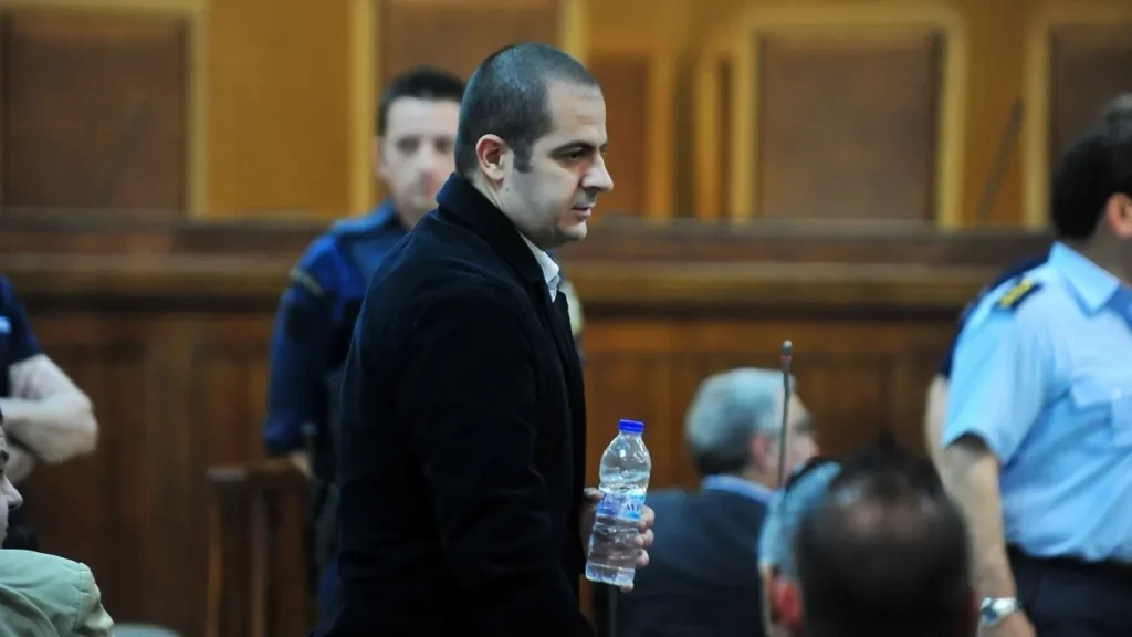 Ξανά στη φυλακή ο “πυρηνάρχης” της Χρυσής Αυγής Γιώργος Πατέλης
