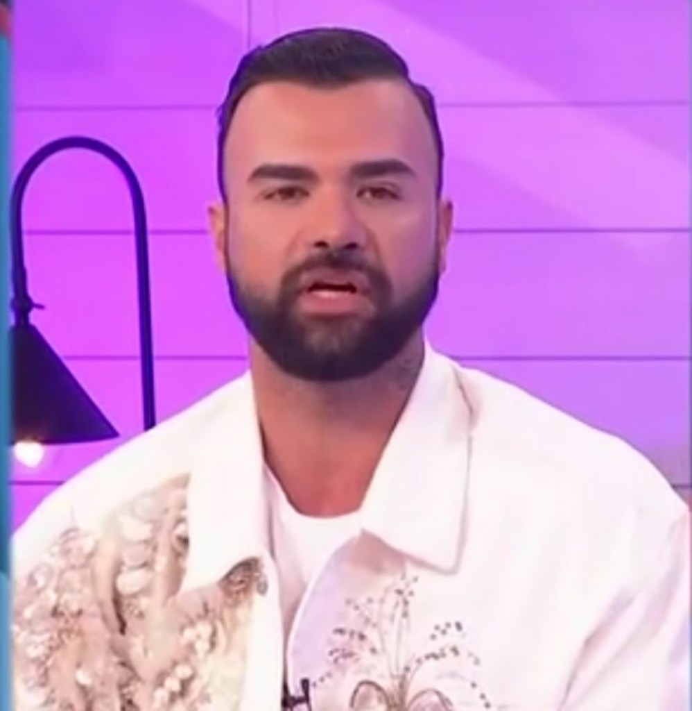 Ο Περικλής Κονδυλάτος “καρφώνει” την Κάτια Ταραμπάνκο – Η αποκάλυψη για την κλοπή τροφίμων και η σπόντα για το GNTM (vid)