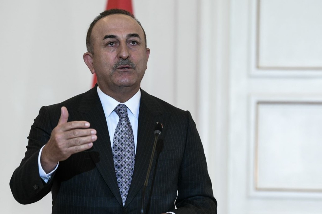 “Η Τουρκία δεν θα εμποδίσει ρωσικά πολεμικά πλοία στη Μαύρη Θάλασσα” ξεκαθαρίζει ο Τσαβούσογλου