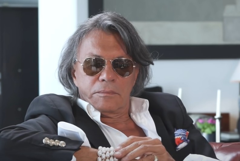 Η αντίδραση του Ηλία Ψινάκη για τις δηλώσεις του Σάκη Ρουβά – “Δεν θα γινόταν αυτό αν…” (vid)