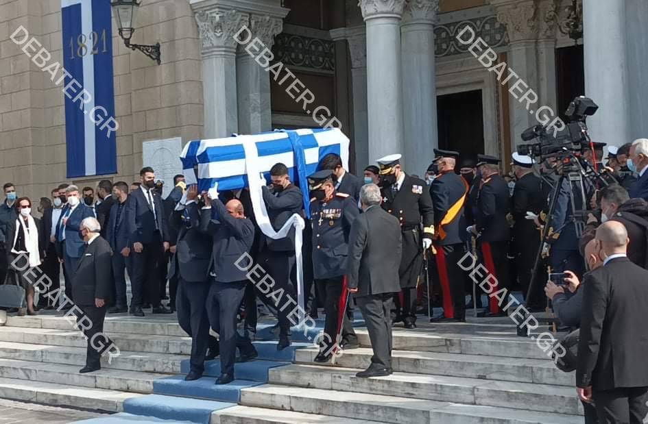 Η Ελλάδα αποχαιρέτησε τον Χρήστο Σαρτζετάκη – Με τιμές αρχηγού κράτους η κηδεία (pics)