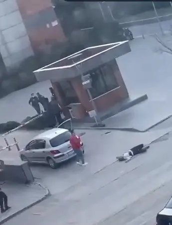 Αστυνομικός σκότωσε την πρώην γυναίκα του στη μέση του δρόμου γιατί ζήλευε – (ΣΚΛΗΡΑ ΒΙΝΤΕΟ)
