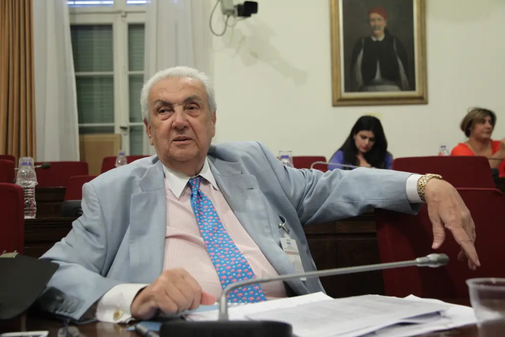 Δημήτρης Κοντομηνάς: Στο «σφυρί» το συγκρότημα 30 στρεμμάτων στην Παλλήνη – Ποια είναι η τιμή εκκίνησης