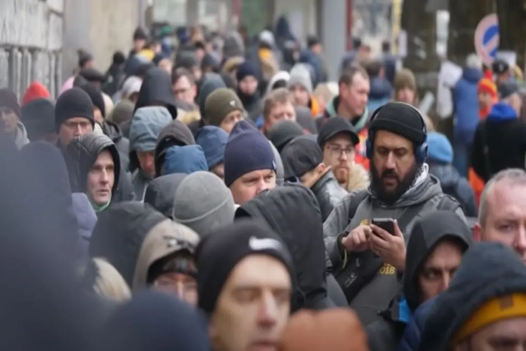 Xιλιάδες Ουκρανοί είναι αποκομμένοι από κάθε είδους ανθρωπιστική βοήθεια – Ρώσοι στρατιώτες τους έχουν περικυκλώσει