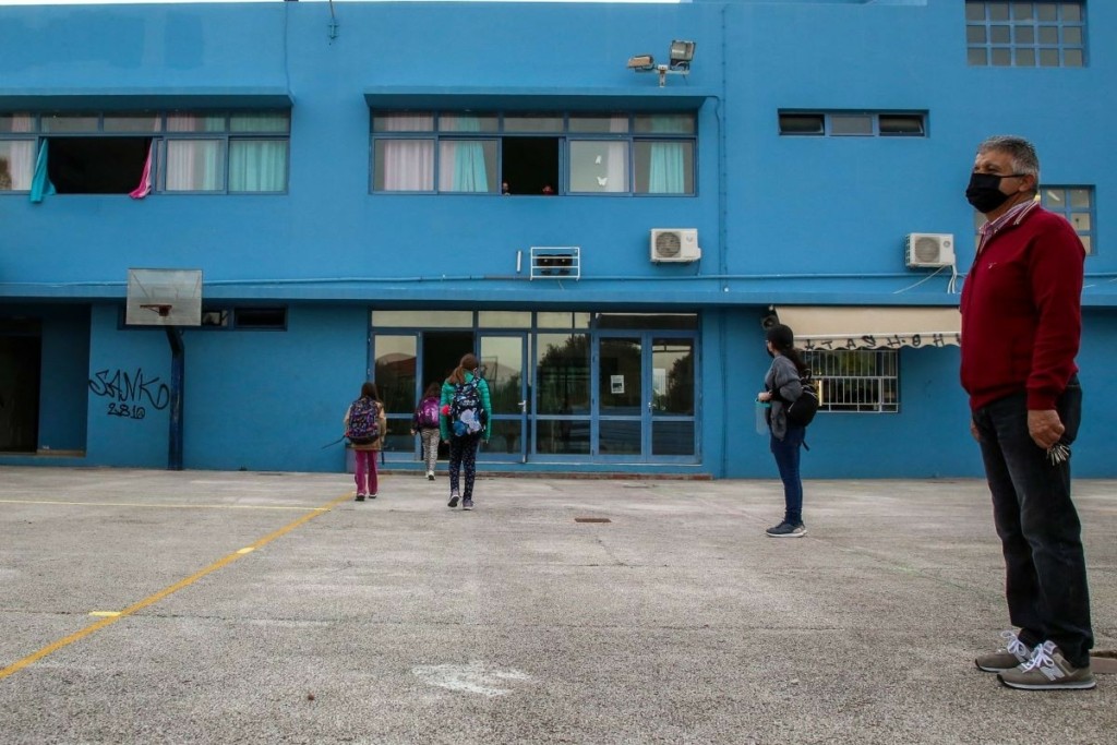 Το ταξίδι της γνώσης δε σταματά ποτέ – Οι πρώτοι Ουκρανοί μαθητές πρόσφυγες σε ελληνικό σχολείο είναι γεγονός