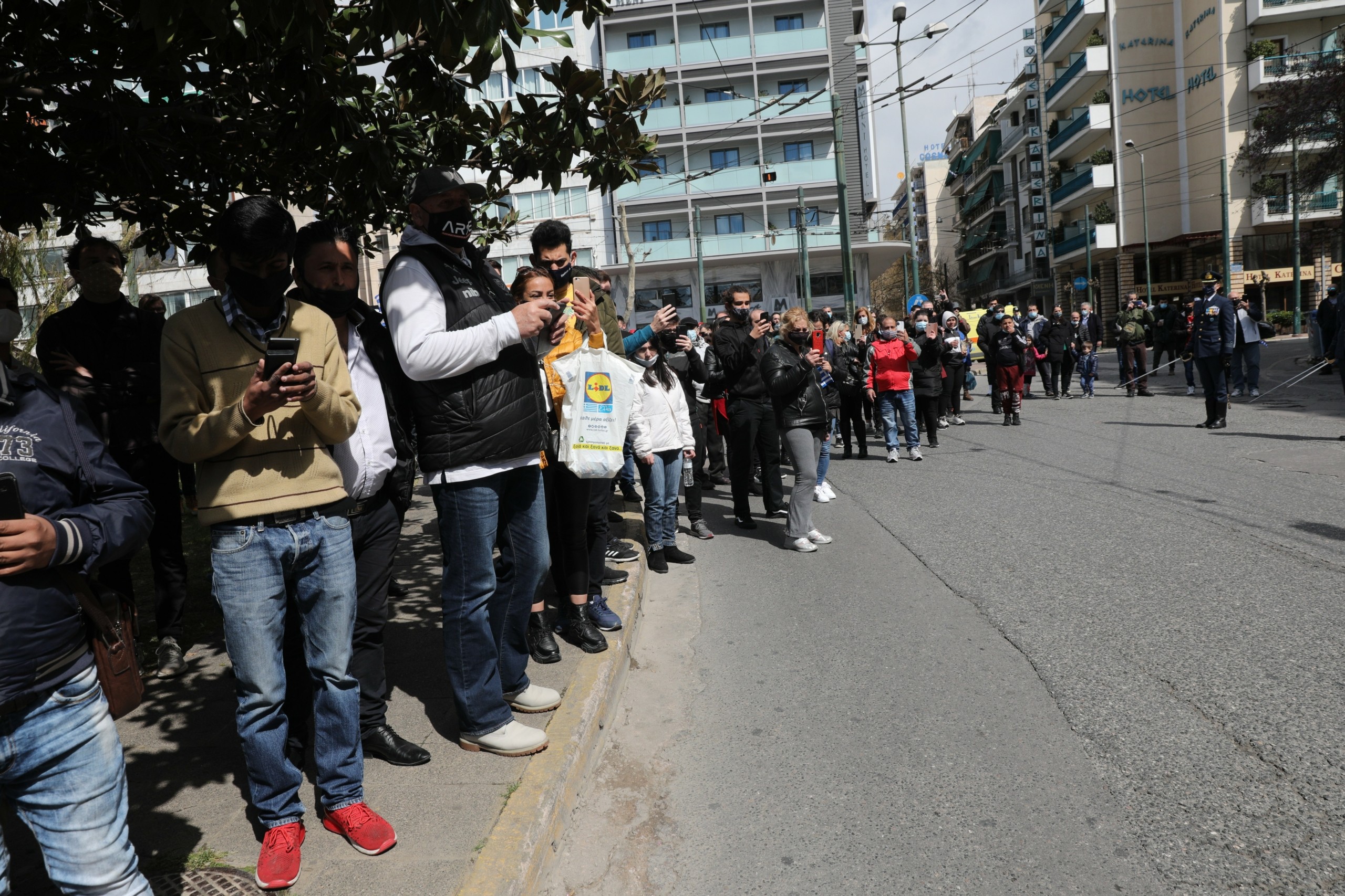 Όλες οι κυκλοφοριακές ρυθμίσεις στο κέντρο Πέμπτη και Παρασκευή για την 25η Μαρτίου