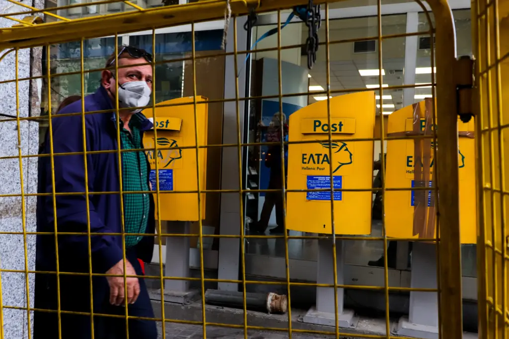 Ποιες υπηρεσίες είναι διαθέσιμες μετά την κυβερνοεπίθεση στα ΕΛΤΑ – Ποιες έχουν “παγώσει”