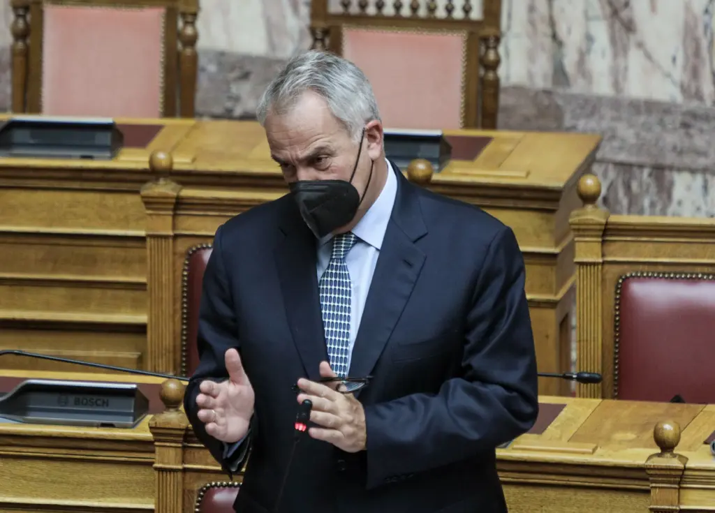 Νέο πακέτο μέτρων στήριξης για νοικοκυριά και επιχειρήσεις προανήγγειλε ο Βορίδης