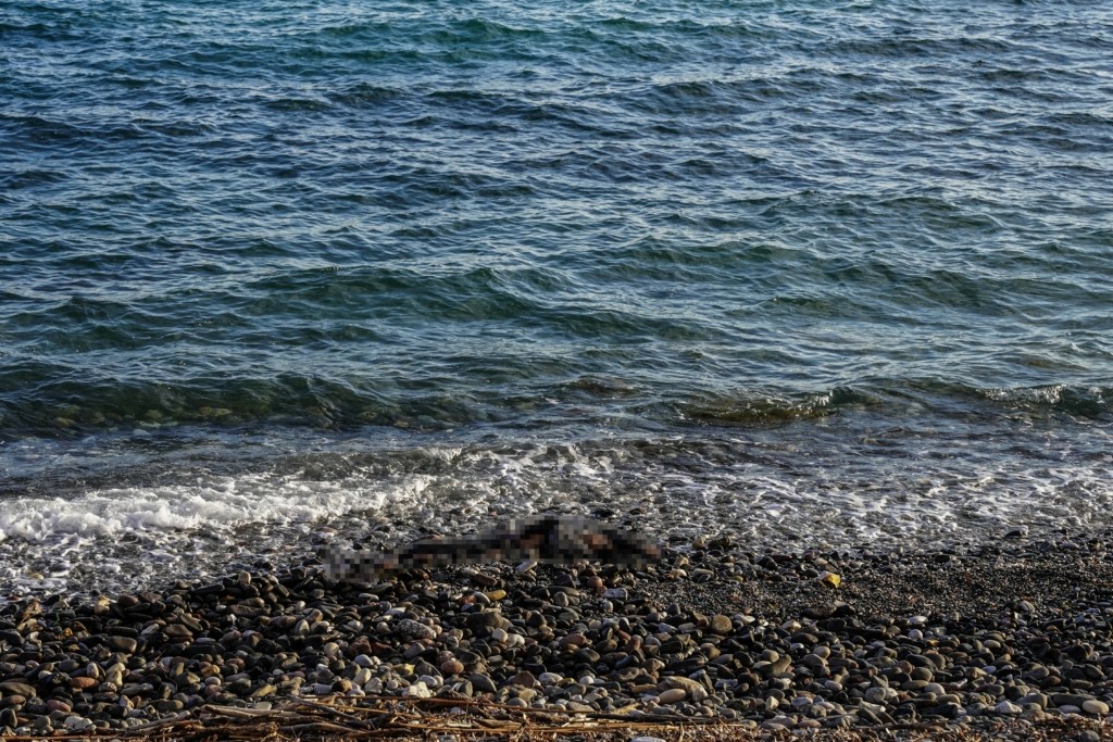 Ναυάγιο με μετανάστες στην Πάρο – Μεγάλη επιχείρηση διάσωσης