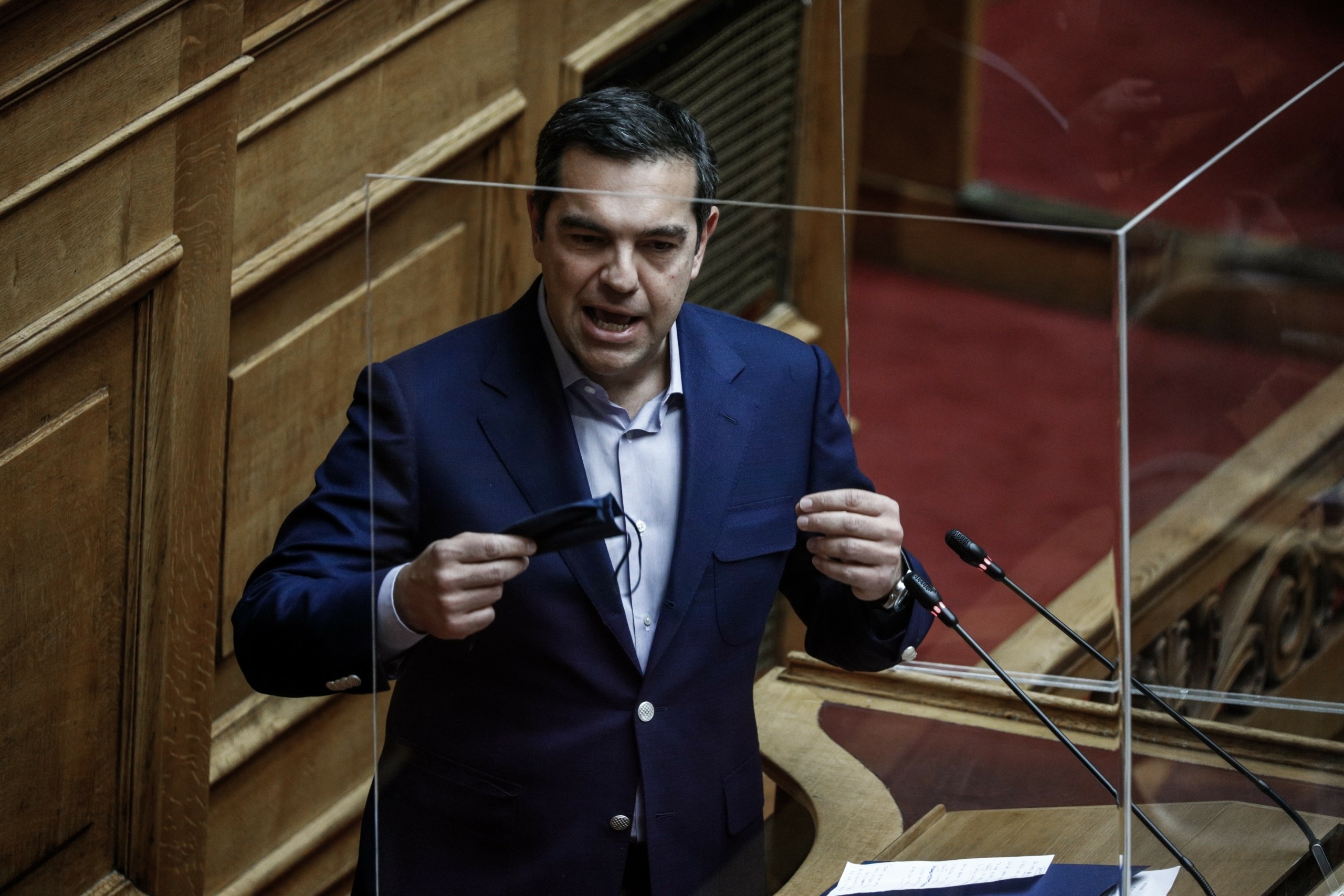 Τσίπρας λίγο πριν τις εκλογές στο ΣΥΡΙΖΑ – “Η χώρα μπορεί να προχωρήσει με κυβερνήσεις συνεργασίας”
