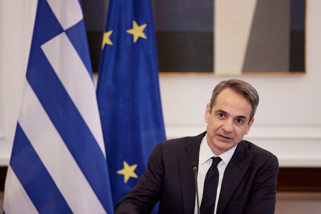Μητσοτάκης στο Υπουργικό – “Παγώνουν οι πλειστηριασμοί 3.000 ακινήτων”
