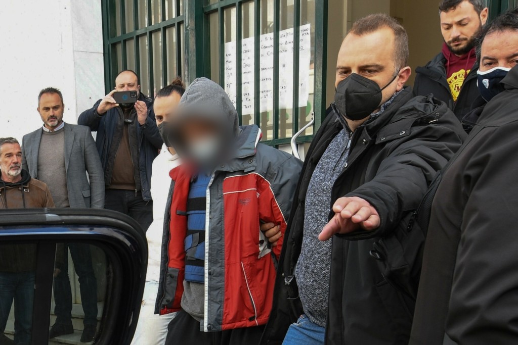 Τα “κενά” στην απολογία του μακελάρη της Ανδραβίδας – Γιατί ξεκλήρισε την οικογένεια