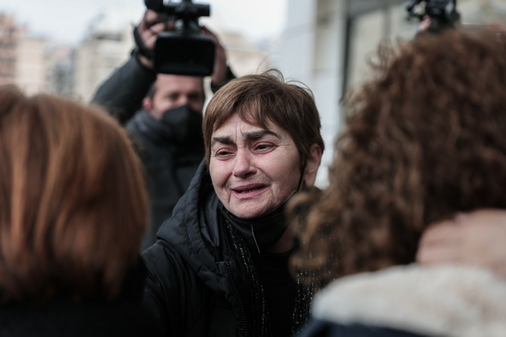 Συνεχίζεται η δίκη για τη δολοφονία της Ελένης Τοπαλούδη με τις καταθέσεις των γονιών της