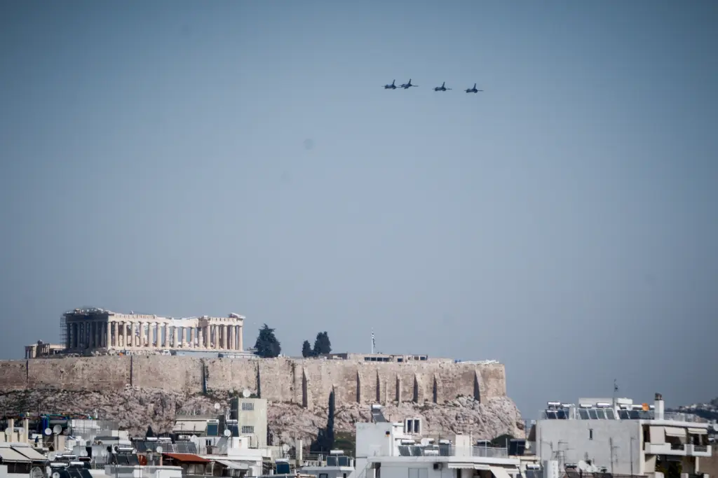 Τι περιλαμβάνει η συμφωνία για την απόκτηση των φρεγατών Belharra – Έξι επιπλέον Rafale θα έρθουν στην Ελλάδα