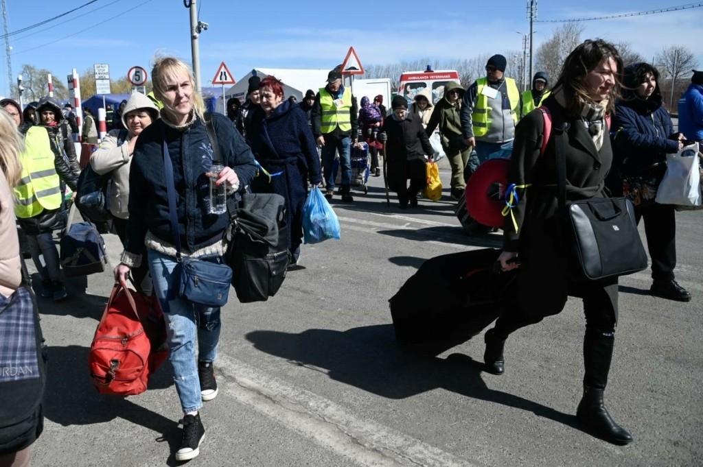 Μεγαλείο ψυχής από Ισπανό σεφ προς τους Ουκρανούς πρόσφυγες – Δωρίζει γεύματα από το εστιατόριο του