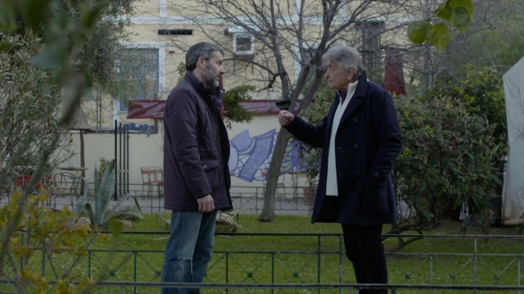 Ήλιος – Μία υιοθεσία θα φέρνει χιονοστιβάδα αποκαλύψεων