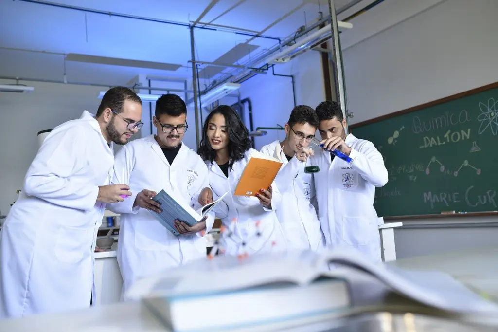 Επανάσταση στην ιατρική – Ασθενής σε κώμα κατάφερε να επικοινωνήσει με το περιβάλλον μέσω συσκευής