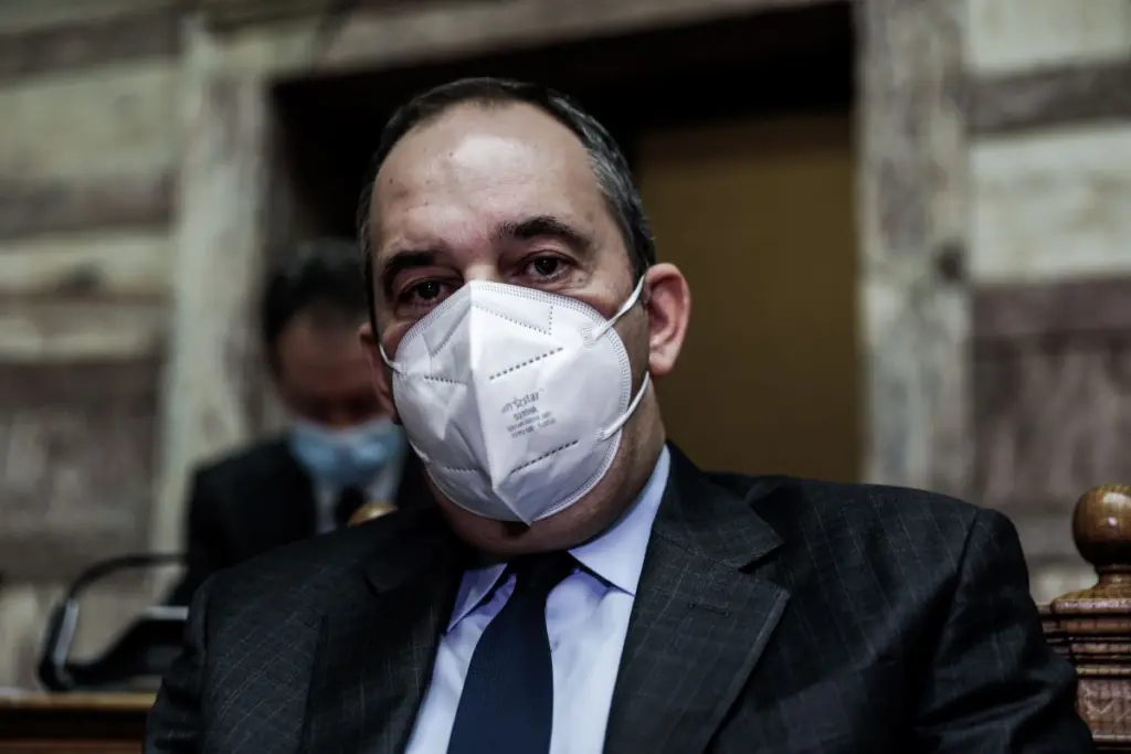 Η δέσμευση του Γιάννη Πλακιωτάκη για τις τιμές των ναυτιλιακών καυσίμων