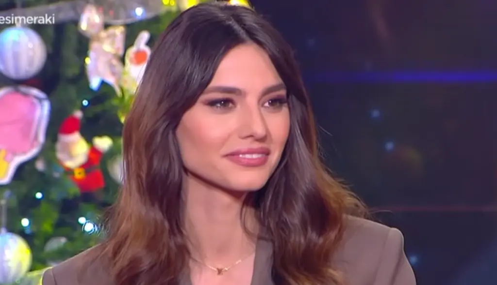 Γίνεται πιο σέξι; Η καυτή φωτογραφία της Ηλιάνας Παπαγεωργίου που “έριξε” το Instagram!