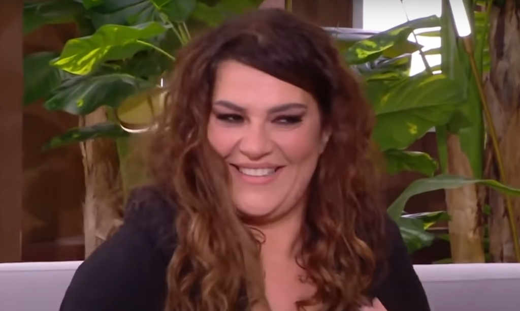 Με ποιόν πασίγνωστο Έλληνα παρουσιαστή δεν θέλει να βγει ραντεβού η Κατερίνα Ζαρίφη; – Μίλησε για όλα στο Night Out (vids)