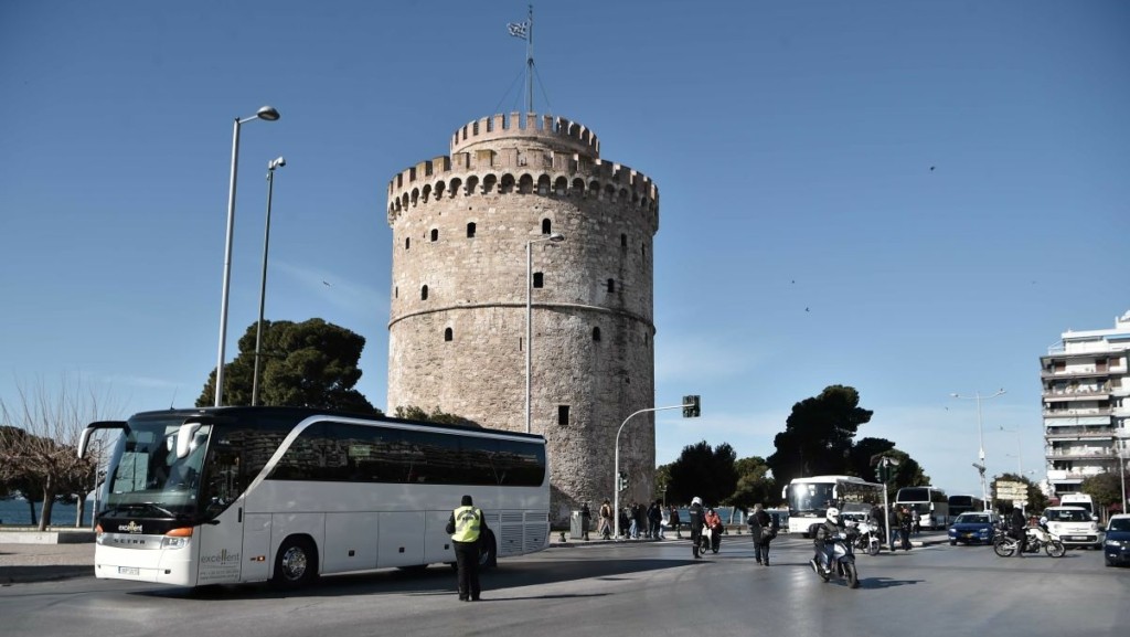 Παράνομη η απεργία σε ΟΑΣΘ και ΟΣΥ, κανονικά θα κινούνται την Τρίτη τα λεωφορεία