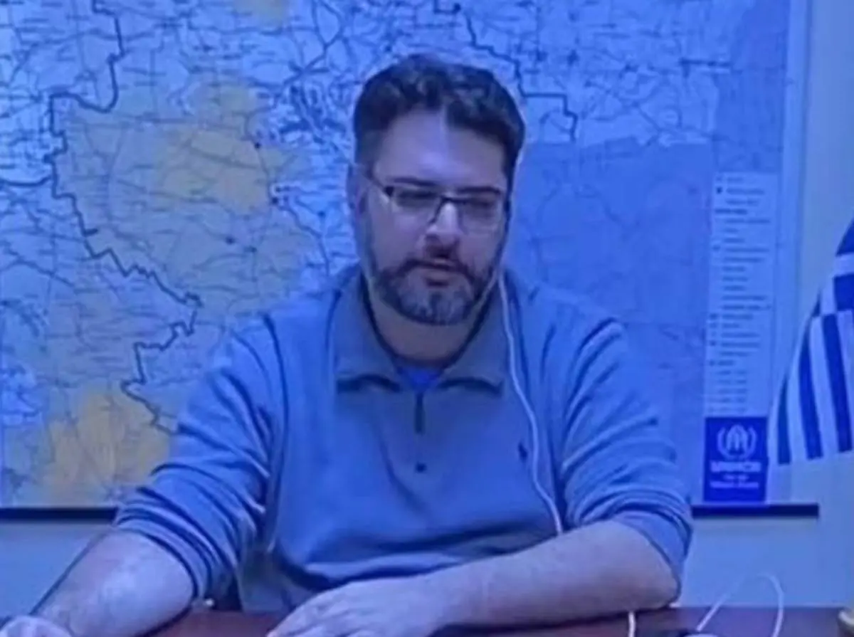 Συνεχίζεται το ταξίδι του Έλληνα πρόξενου στη Μαριούπολη προς τα σύνορα – Συγκίνησε ο πατέρας του