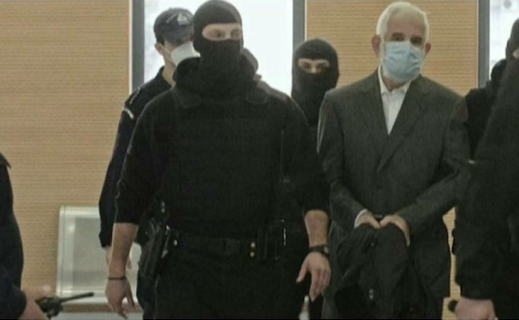 Οι τελευταίες πληροφορίες για την υγεία του Πέτρου Φιλιππίδη – “Γλιτώνει” το χειρουργείο