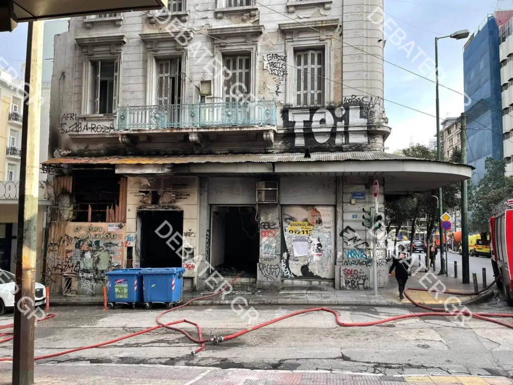 Μεγάλη επιχείρηση “αντι-γκράφιτι” στο ιστορικό κέντρο της Αθήνας – Αποκτά ζωή η πόλη