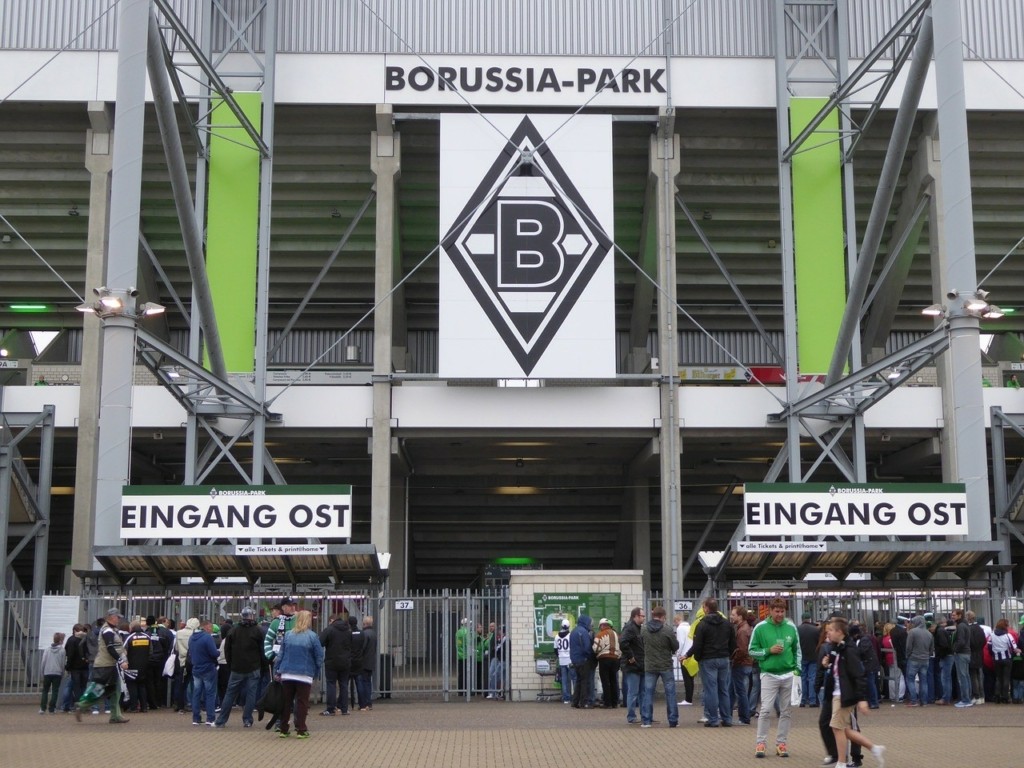 Κορυφώνεται η μάχη τίτλου στην Bundesliga – Σε απόσταση… αναπνοής η Ντόρτμουντ (vid)