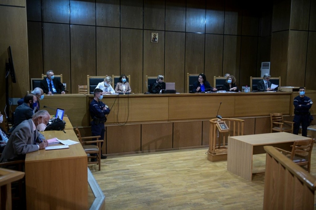 Συνεχίζεται ύστερα από διακοπή δύο μηνών η δίκη της Χρυσής Αυγής στο Πενταμελές Εφετείο Κακουργημάτων