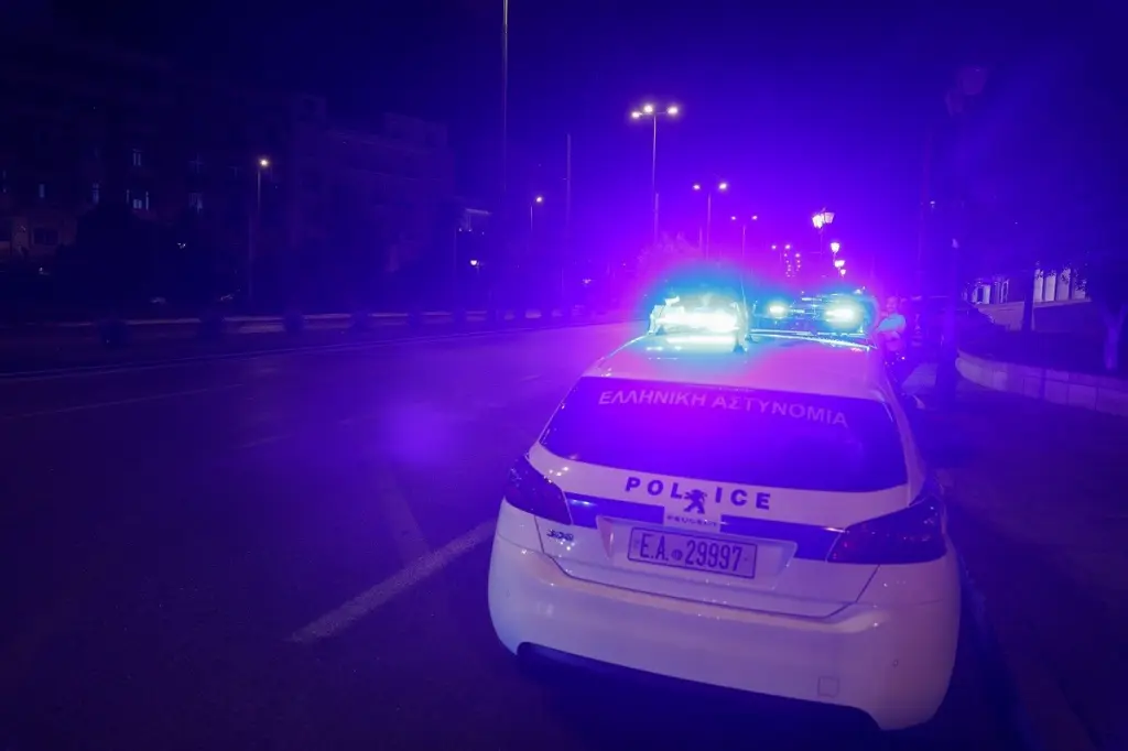 Η αστυνομία τους παρακολουθούσε σε όλο το Ηράκλειο και βρήκε την κοκαΐνη μέσα στο ταξι
