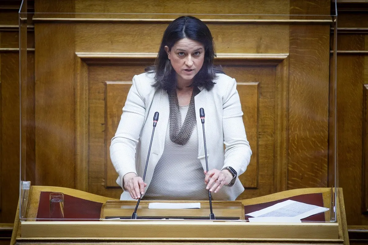 Κεραμέως: «Πώς γίνεται ο Κασσελάκης να είναι απόδημος και να αρνείται την επιστολική ψήφο στους αποδήμους»