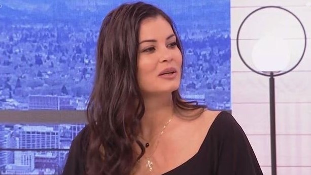 Μαρία Κορινθίου – Η ηλικία, οι σπουδές και η γνωριμία της με τον Γιάννη Αϊβάζη