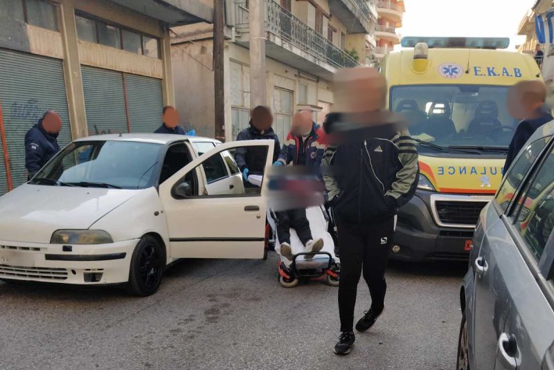 Πανικός στο Αγρίνιο – Ανήλικος μαχαίρωσε 29χρονο στη μέση του δρόμου