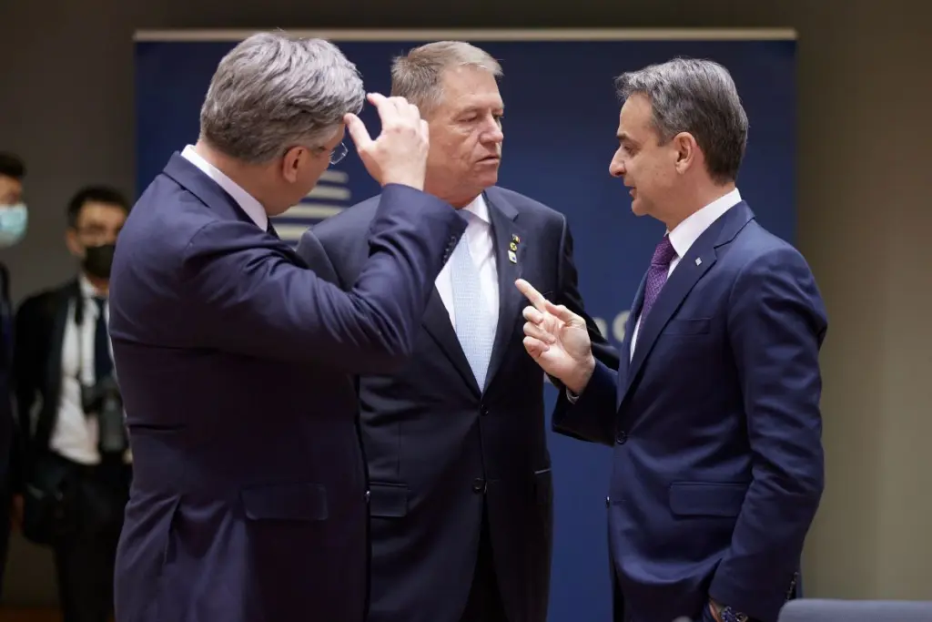 Μάχη “χαρακωμάτων”ανάμεσα σε Βορρά και Νότο στη Σύνοδο Κορυφής της ΕΕ  – Αποχώρησε οργισμένος από τη συνεδρίαση ο Σάντσεθ