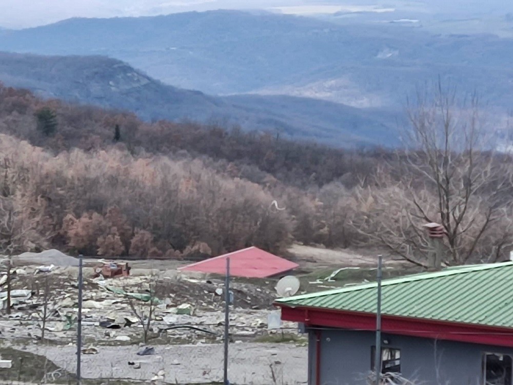 Επιβεβαιώθηκε ο μεγάλος φόβος μετά την έκρηξη στα Γρεβενά – Νεκροί και οι τρεις άντρες σύμφωνα με την εταιρεία (vid)