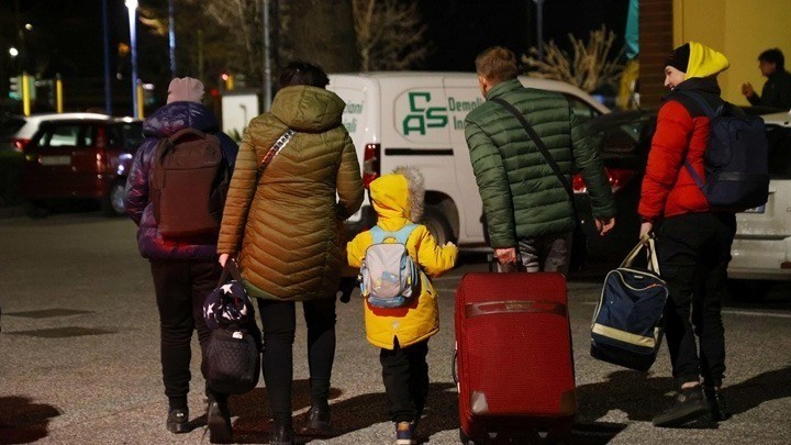 Κύμα προσφύγων από την Ουκρανία στην Ελλάδα – 772 πρόσφυγες έφτασαν στην Ελλάδα το τελευταίο 24ωρο