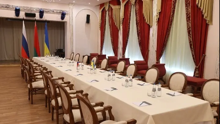 Σε εξέλιξη ο τέταρτος γύρος συνομιλιών Κιέβου και Μόσχας – Το μήνυμα Ουκρανού διαπραγματευτή
