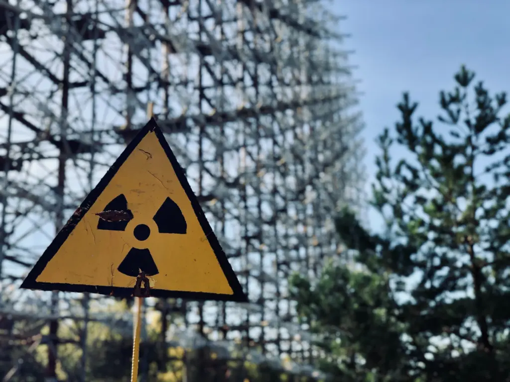 Ανησυχία για το Τσέρνομπιλ – Χωρίς ρεύμα ο πυρηνικός σταθμός – Κίνδυνος διαρροής ραδιενεργών ουσιών